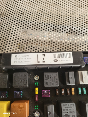 Tablou Panou Sigurante Opel Zafira B Astra H 1.7 Cdi Euro 5 Motor A17DTR Cutie M32 Cod 13285621M Dezmembrez Opel Zafira B 1.7 Cdti Euro 5 Motor A17DTR Cutie M32 - 5