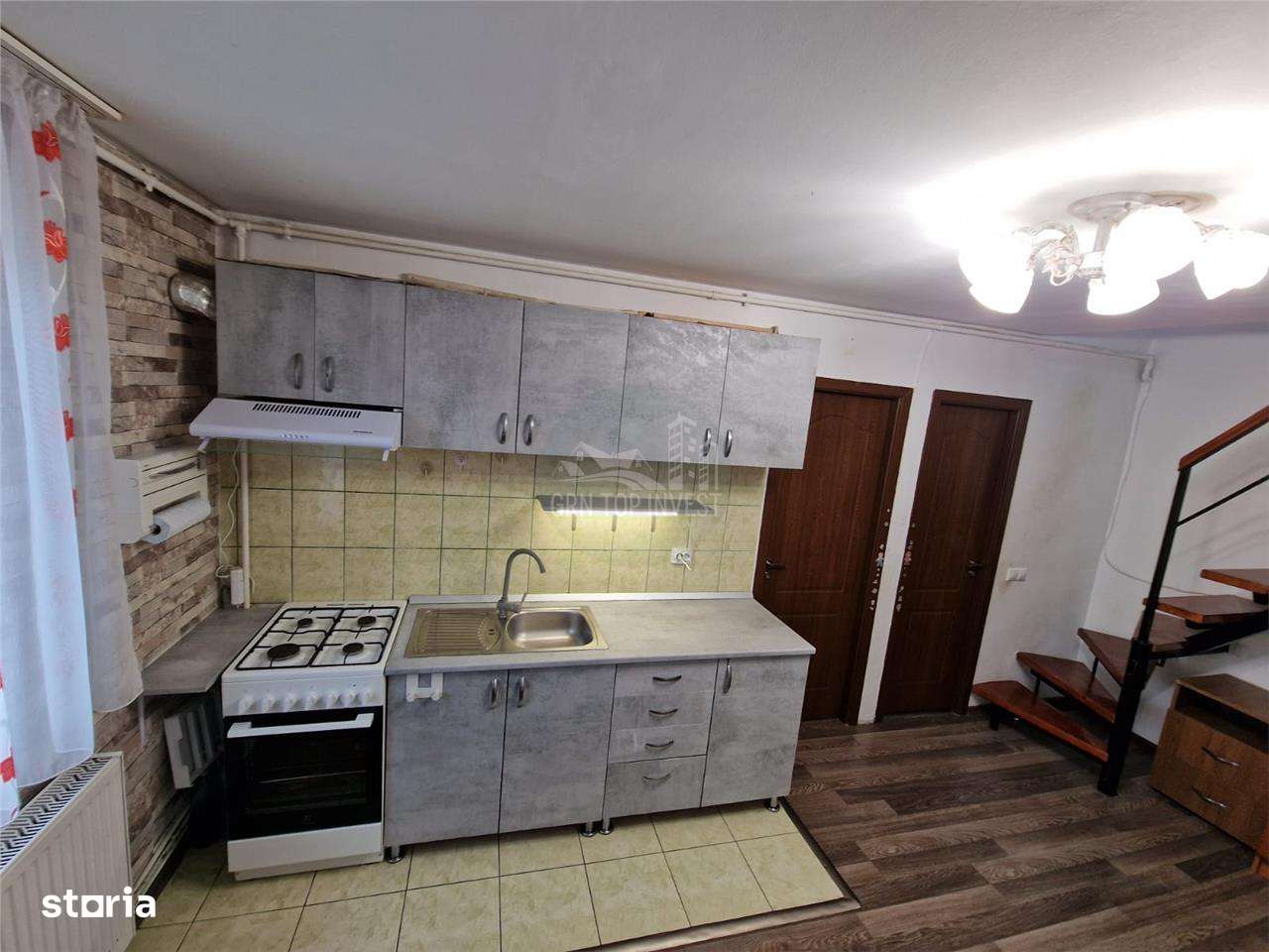 Apartament la mansarda 3 camere 2 bai zona Stefan cel Mare - Imagine principală: 3/14