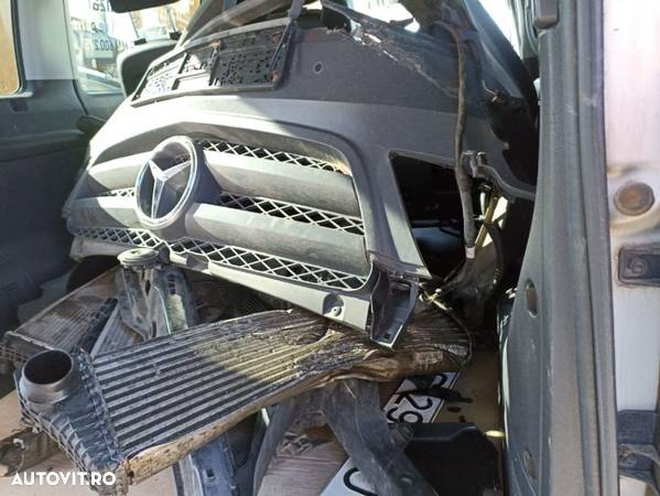 aripa usa broasca maner macara geam fuzeta brat Mercedes Viano w639 motor 3.0cdi dezmembrez - 8