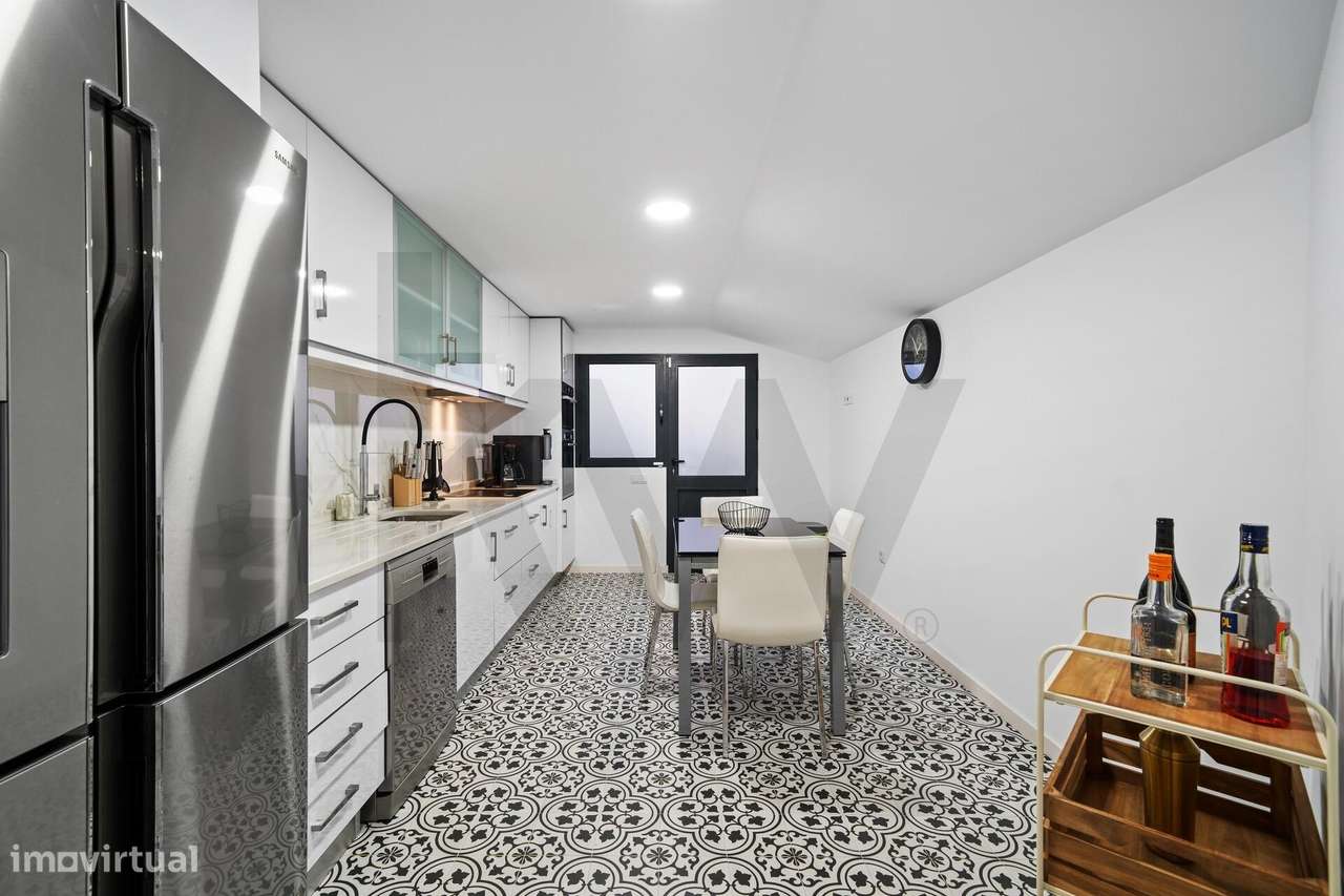 Moradia T4 com piscina e vista oceano, São Gonçalo, Funchal-24