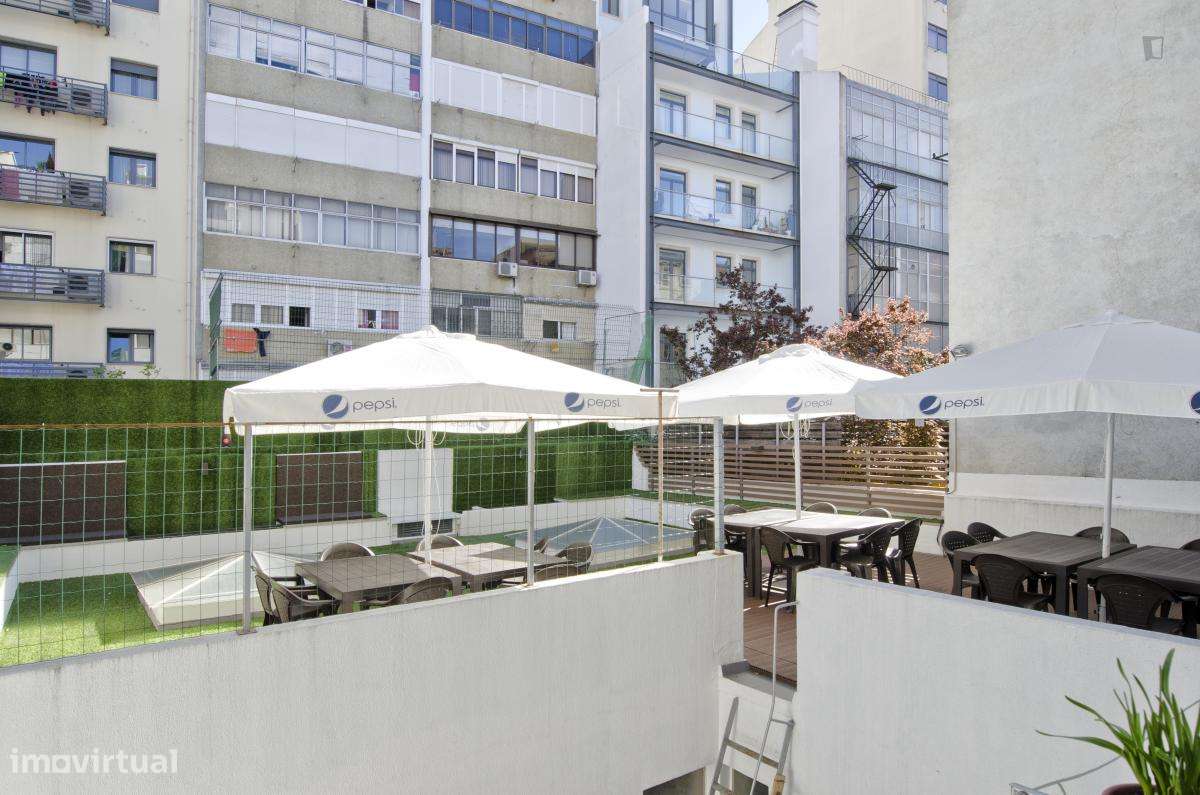 Quarto - localizado em São Sebastião Lisbon - Grande imagem: 5/10