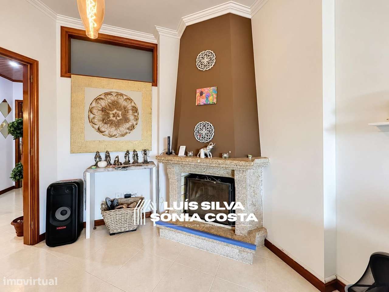 Apartamento T2+1 c/ Garagem Fechada & Duas Varandas | Santa Maria...-8