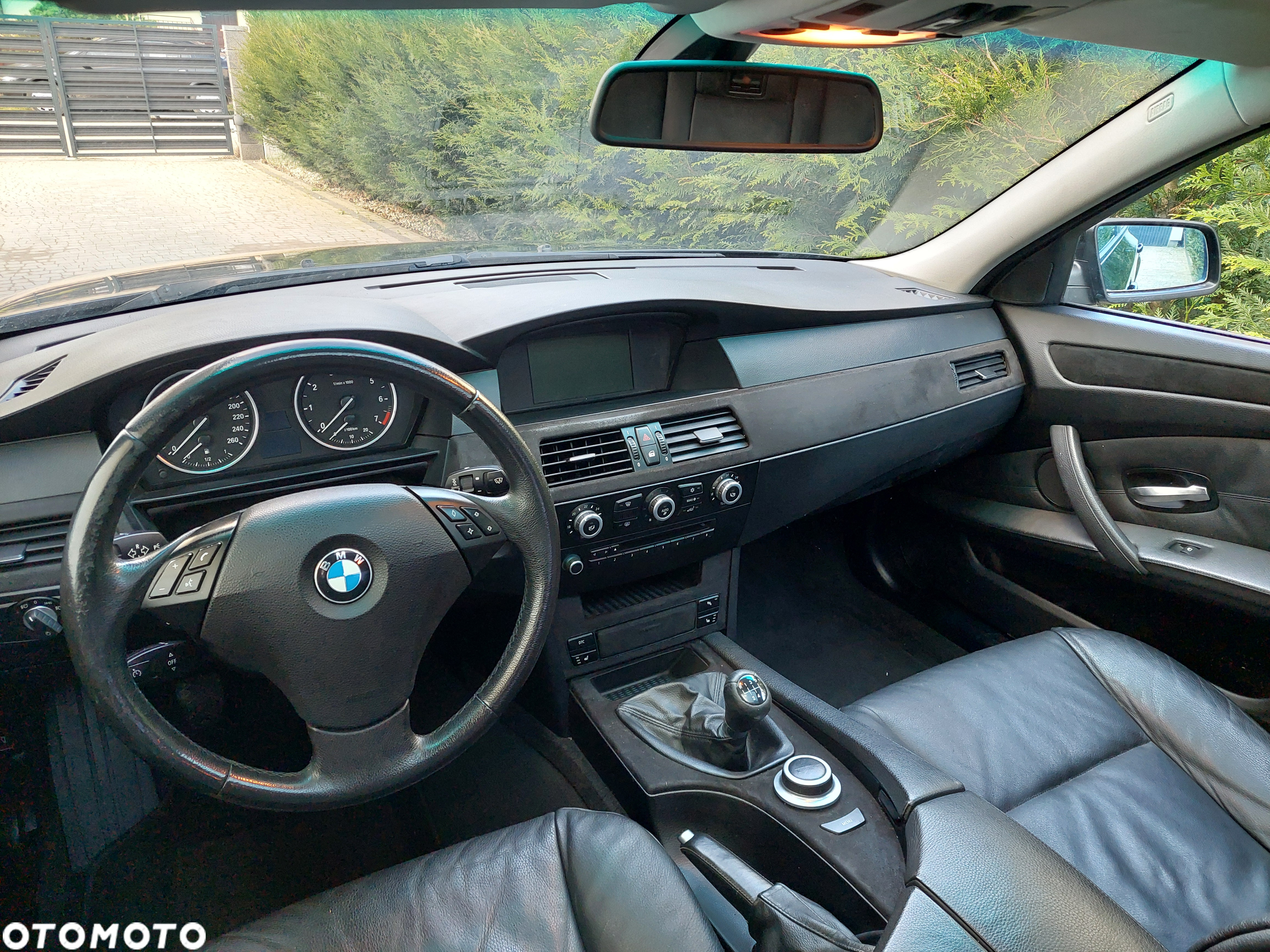 BMW Seria 5 525i - 12