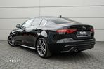 Jaguar XE 2.0 P250 R-Dynamic S - 3