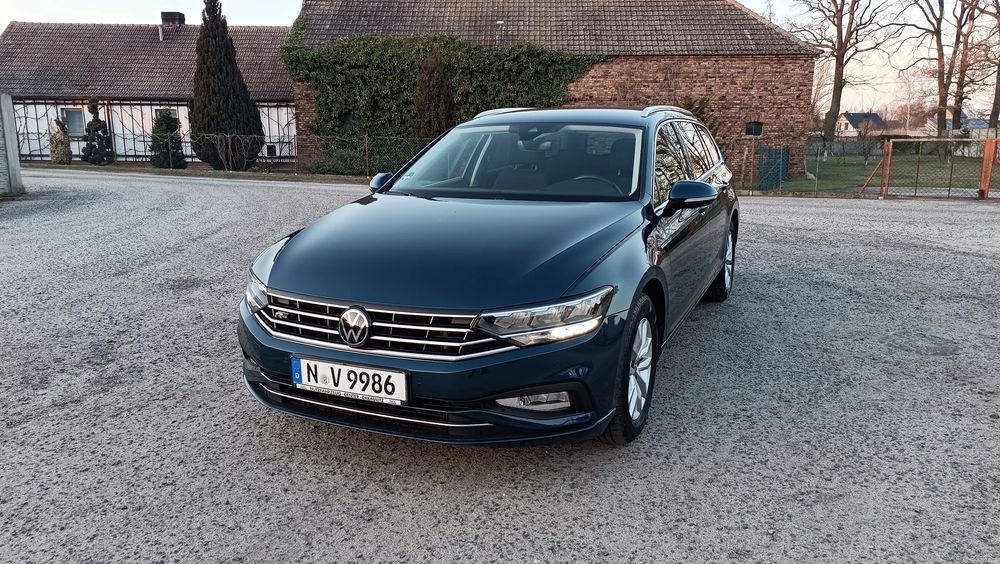 Volkswagen Passat B8 2.0 TDI SCR DSG Business 2021