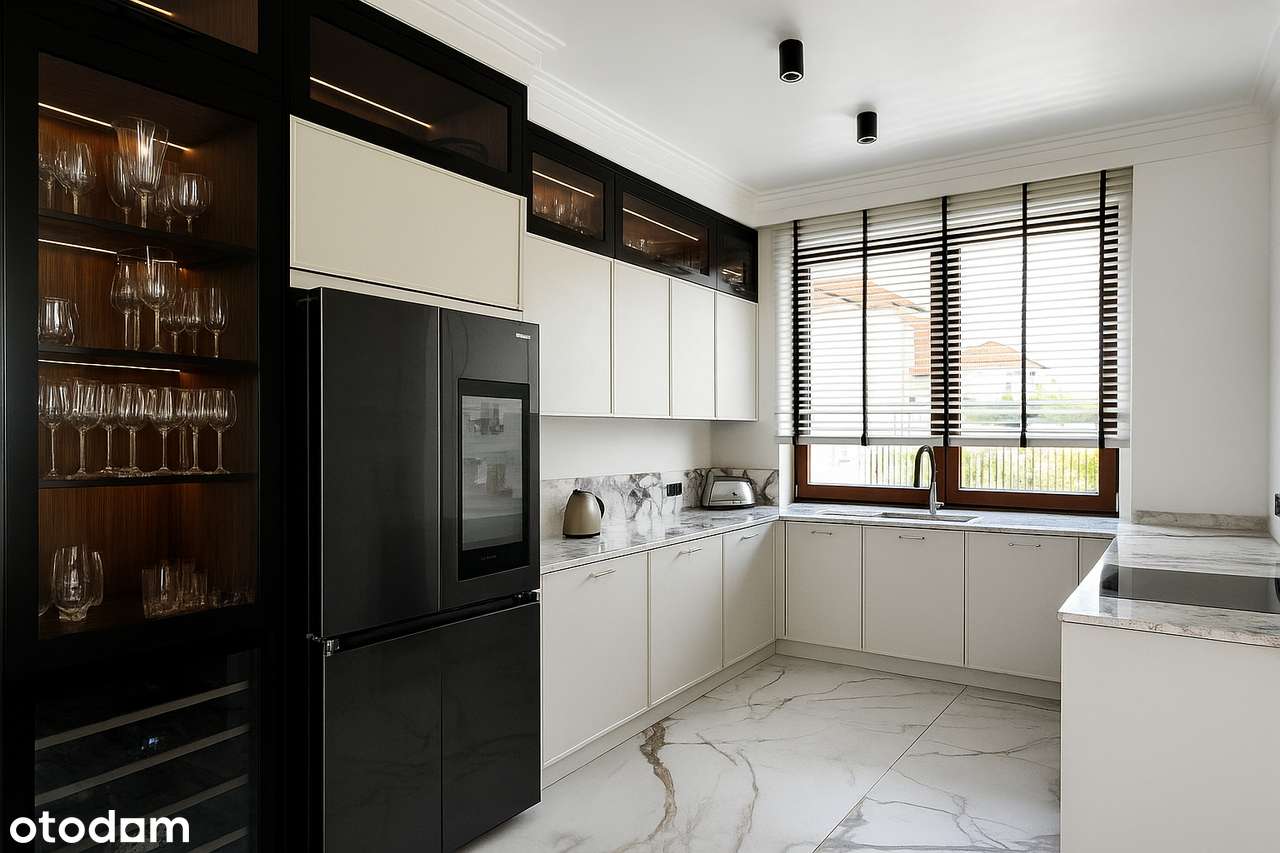 Przepiękny, efektowny dom na prestiżowym zamkniętym osiedlu Walendia - Pełny obrazek: 5/20