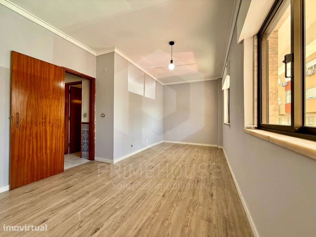 Apartamento T1 Rés do Chão no Seixal, Amora.-30