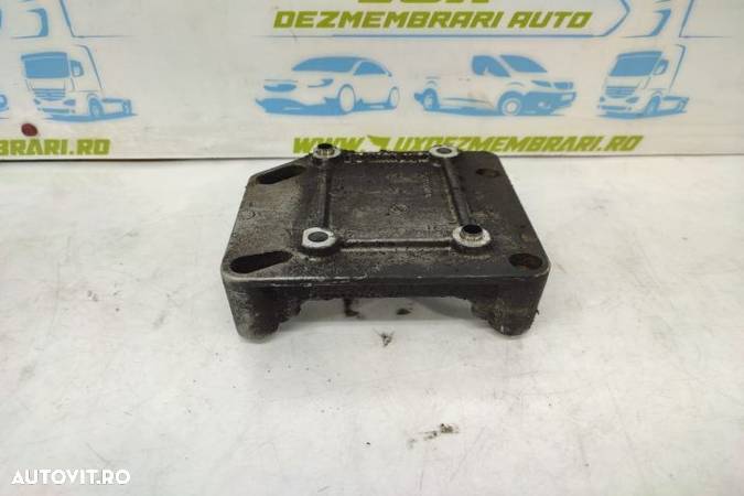 Suport compresor 9656881780 1.4 benzina KFV Peugeot 206 1 (facelift) seria - 1