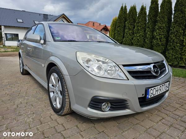 Opel Signum 1.9 CDTI Cosmo - 1