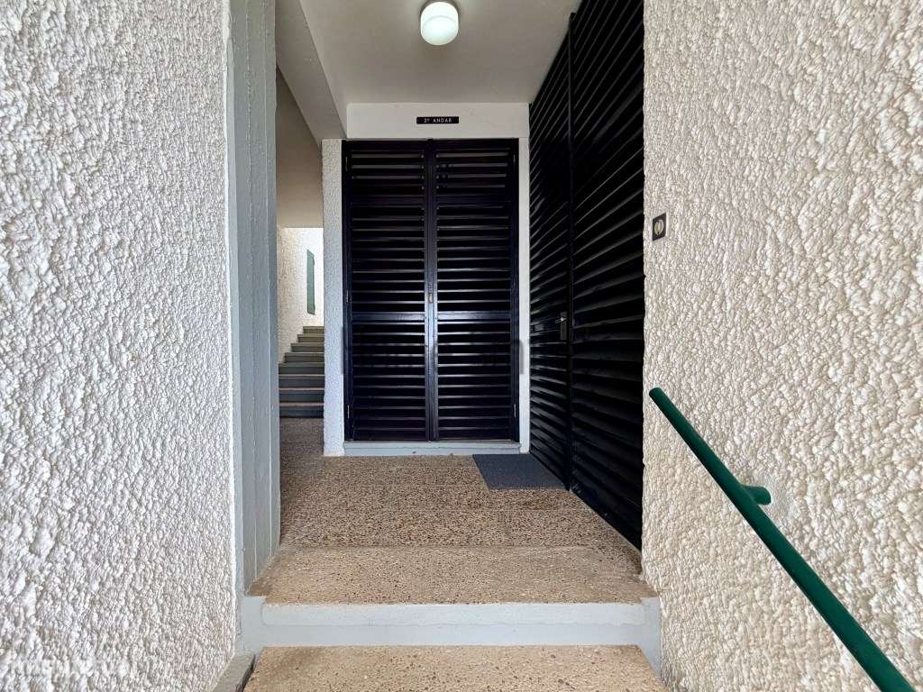 T3 VISTA MAR. GARAGEM . 300 MTS DA PRAIA-36