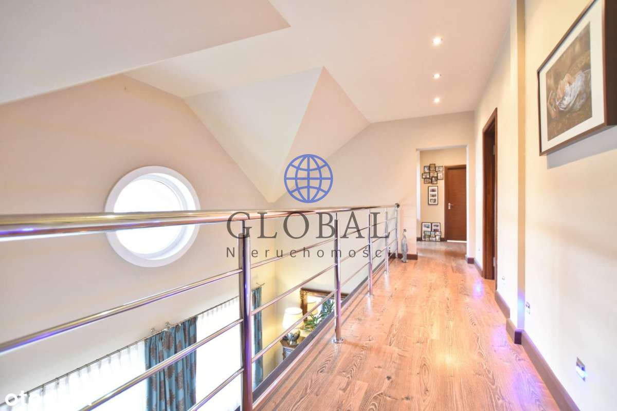 Dom 6 pokoi/1300 m2 działka-5