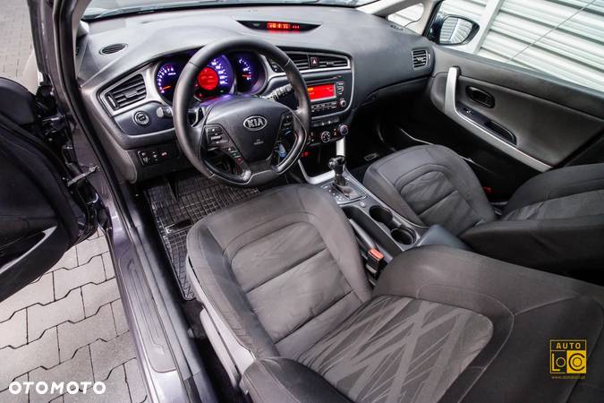 Kia Ceed Cee'd 1.6 GDI L DCT - 16