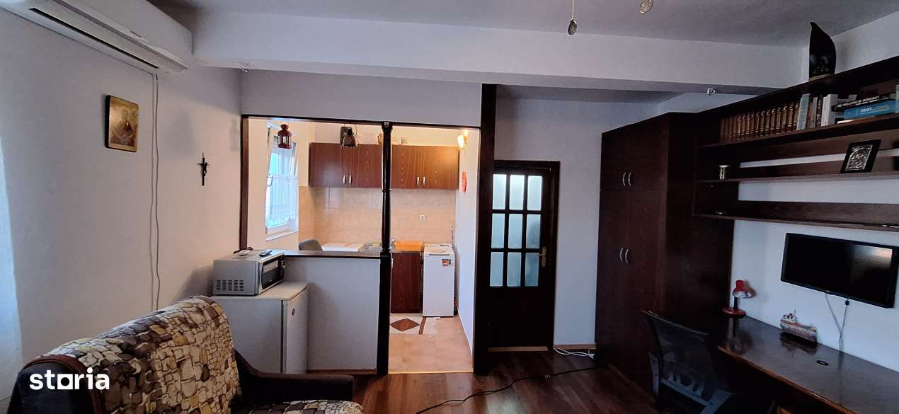Garsoniera, Str Corneliu Coposu, Rogerius-3