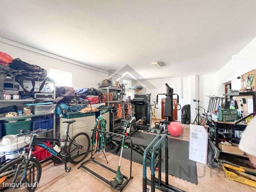 Moradia T3 com piscina para venda em Lagos-58