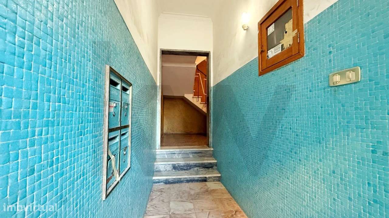 Apartamento T3 no R/C com Logradouro – Alto do Seixalinho, Barreiro-12