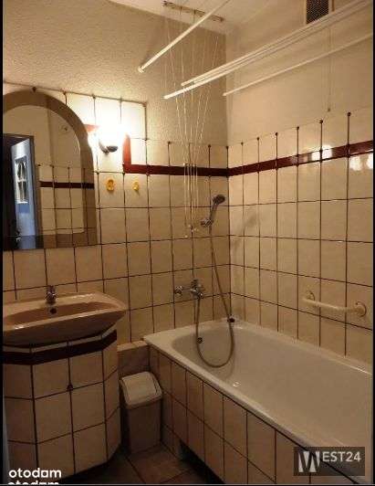 Przestronne mieszkanie - Doskonała Lokalizacja !-12