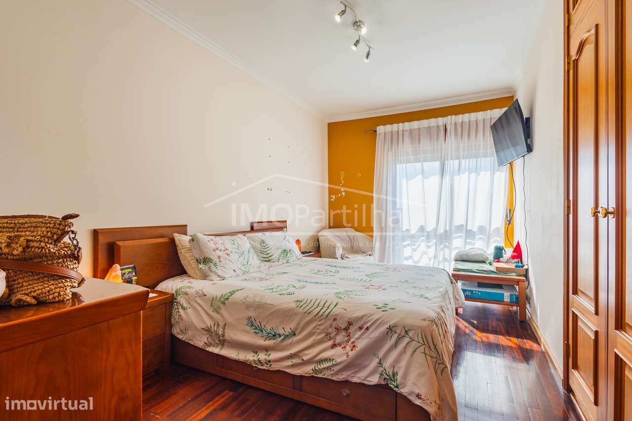 Apartamento T2 no Casal de Cambra-8