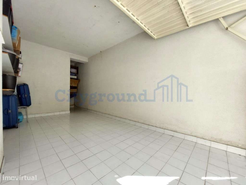 Garagem privada em prédio de Caldas da Rainha - Grande imagem: 4/16