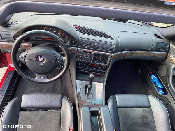 BMW Seria 7 740i - 35