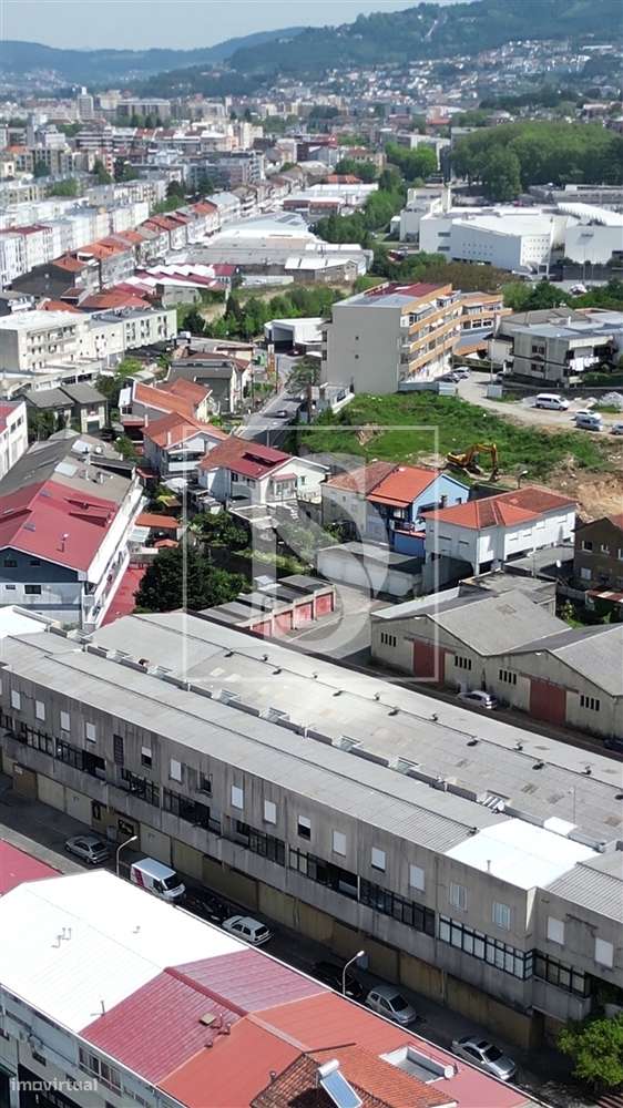 T3 com Terraço e Churrasqueira em São Lázaro, Braga | Venda-20