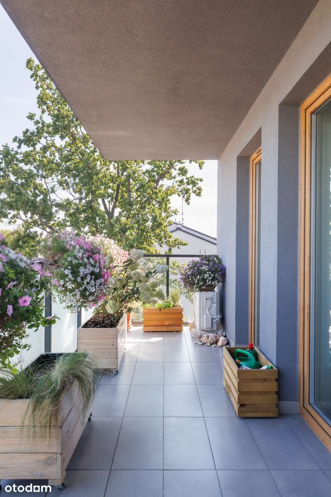 Przestronne, eleganckie mieszkanie z dużą loggią w zielonej okolicy!-13