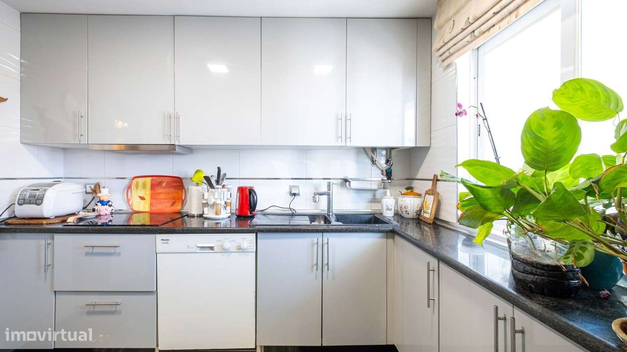 Moradia 3 quartos em zona residencial tranquila na Quinta do Romão, Qu - Grande imagem: 5/23