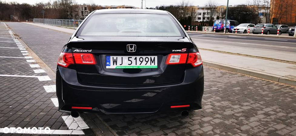 Honda Accord 2.4 S - 6