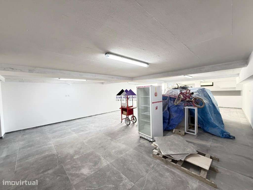 Moradia V3 com Garagem e Piscina a Estrear-11