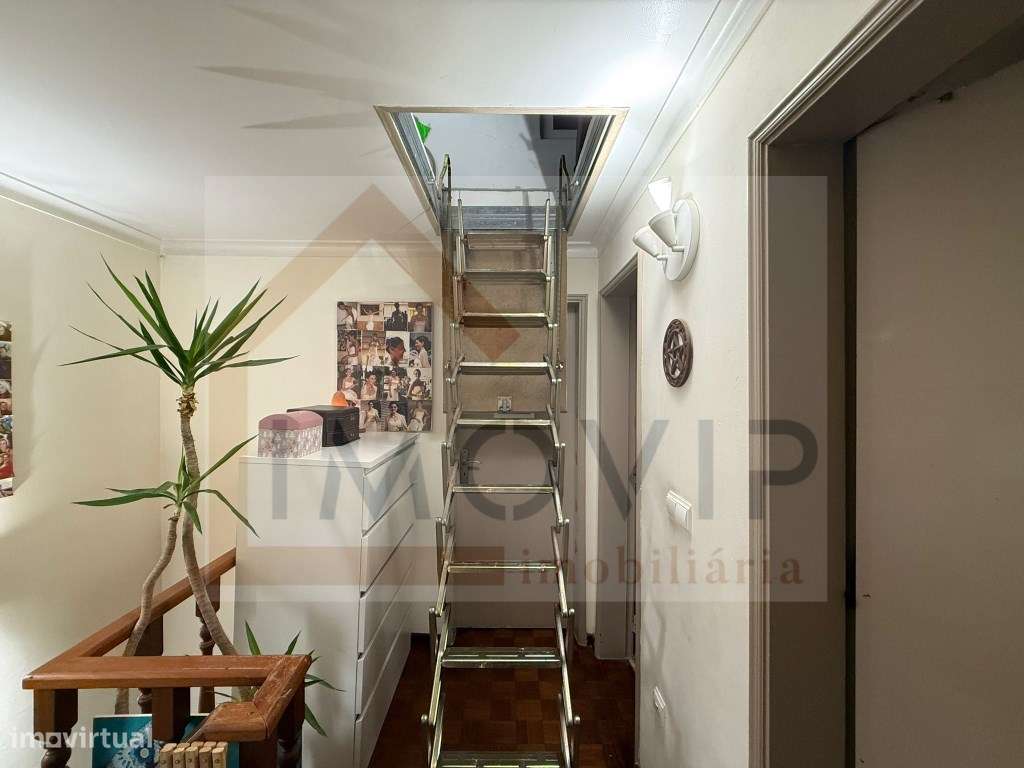 Moradia T3 em Banda - Vila Nogueira de Azeitão-19