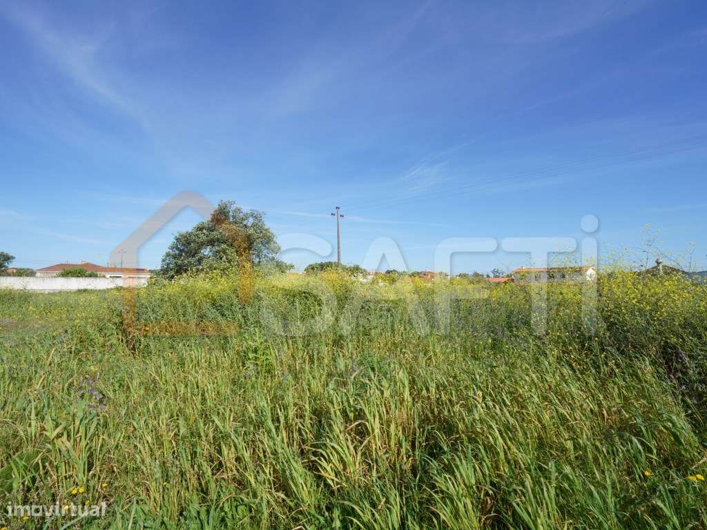 Terreno - Grande imagem: 2/9