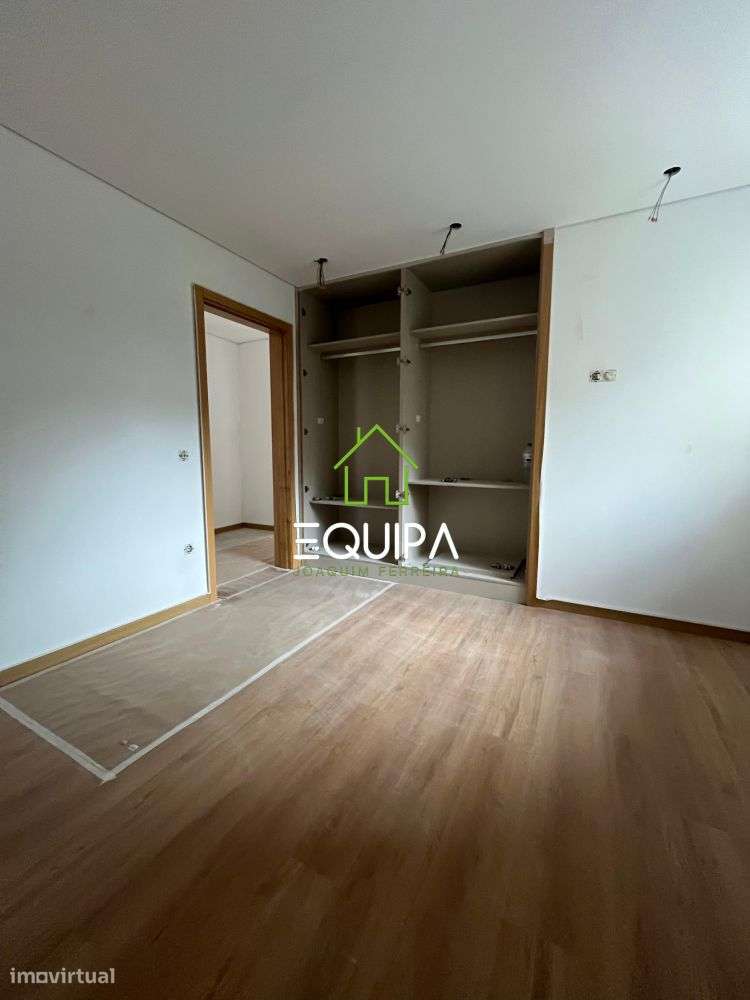 Andar Moradia T2 Rés do Chão Gondomar, Guimarães-6