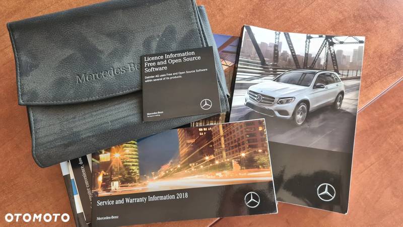 Mercedes-Benz GLC 300 4Matic 9G-TRONIC Exclusive - 22