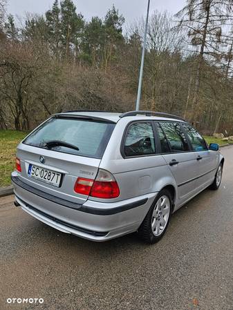 BMW Seria 3 318i Touring Edition Exclusive - 4