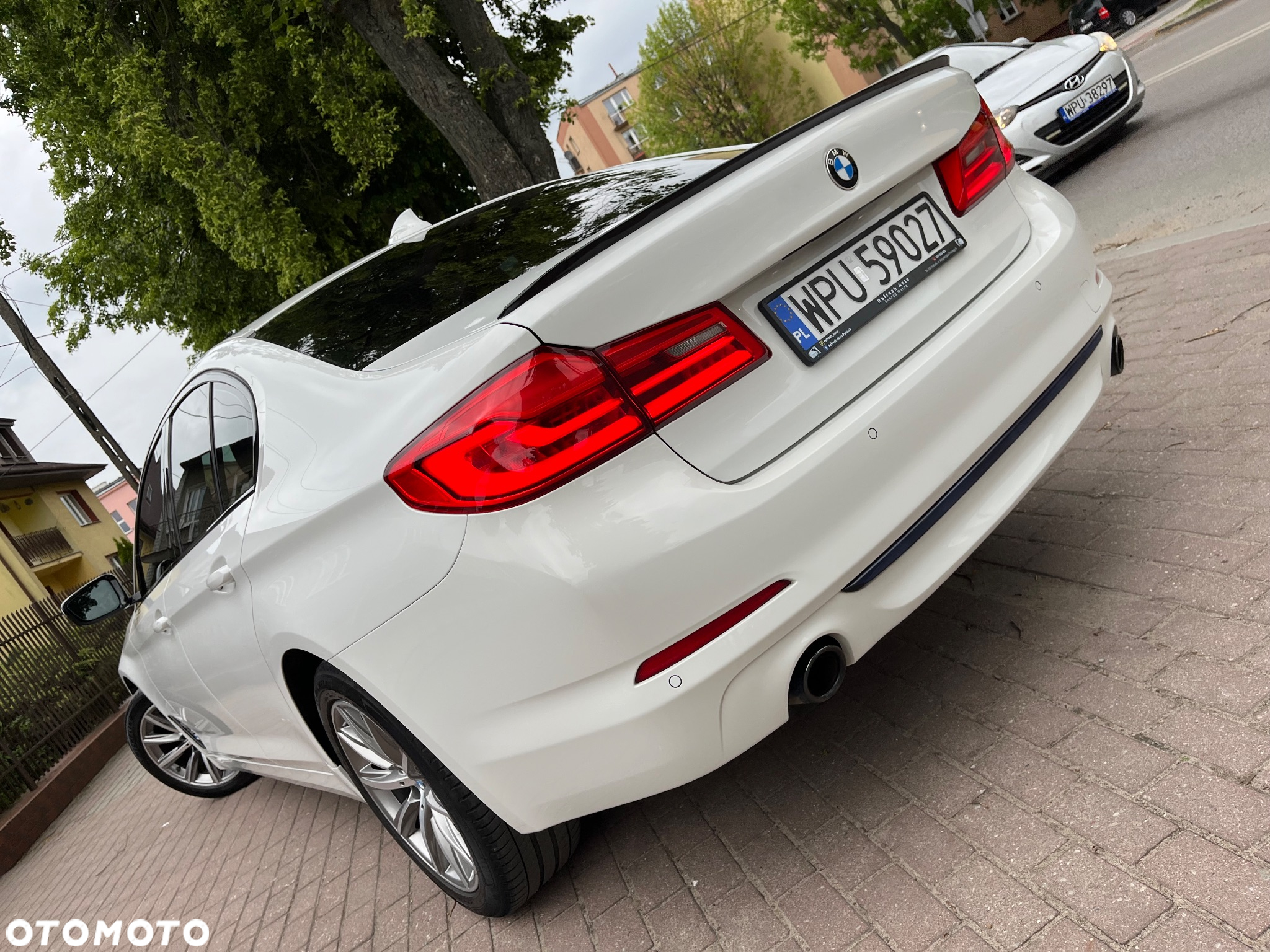 BMW Seria 5 520d Luxury Line sport - 4