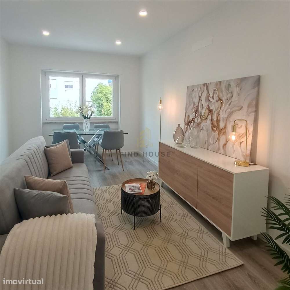 T3 Totalmente Remodelado à Venda na Penha de França | Lisboa - Grande imagem: 2/7