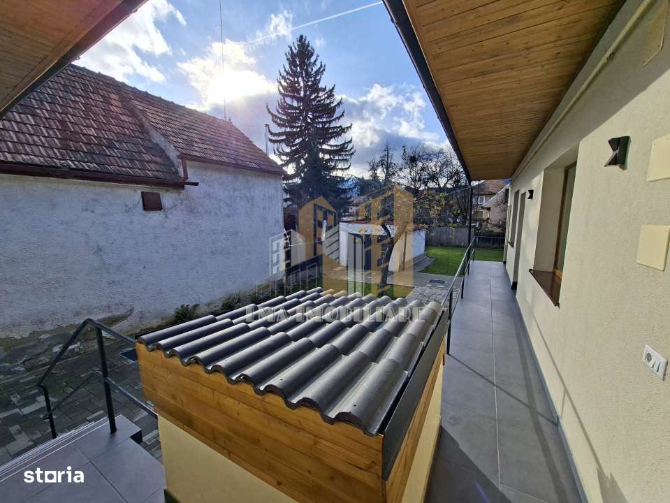 Casa individuala 3 camere   central Brasov - Imagine principală: 5/16