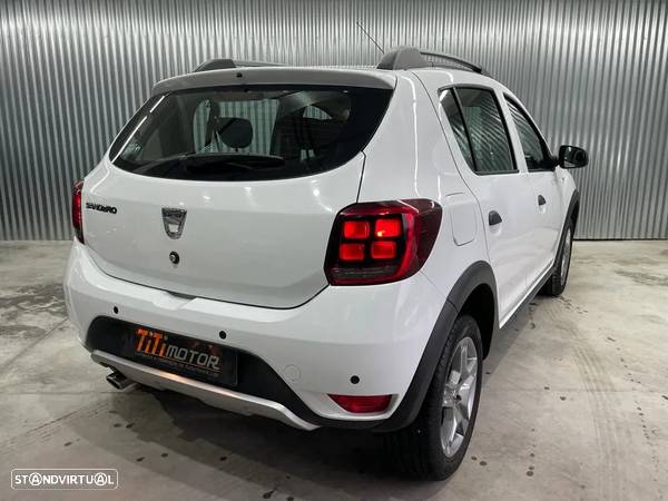 Dacia Sandero 1.5 dCi Stepway - 4