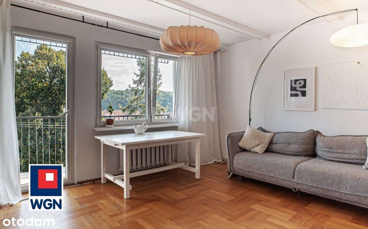 Mieszkanie 3-pokojowe z balkonem, ogrzewanie miejskie.-0