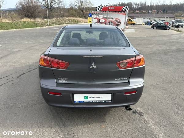 Mitsubishi Lancer 1.8 Inform - 16