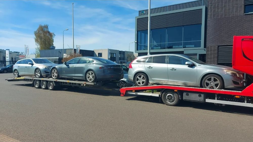 Volvo V60 I [2010 - 2018] D6 Plug-In-Hybrid AWD Geartronic Pure Limited 2014