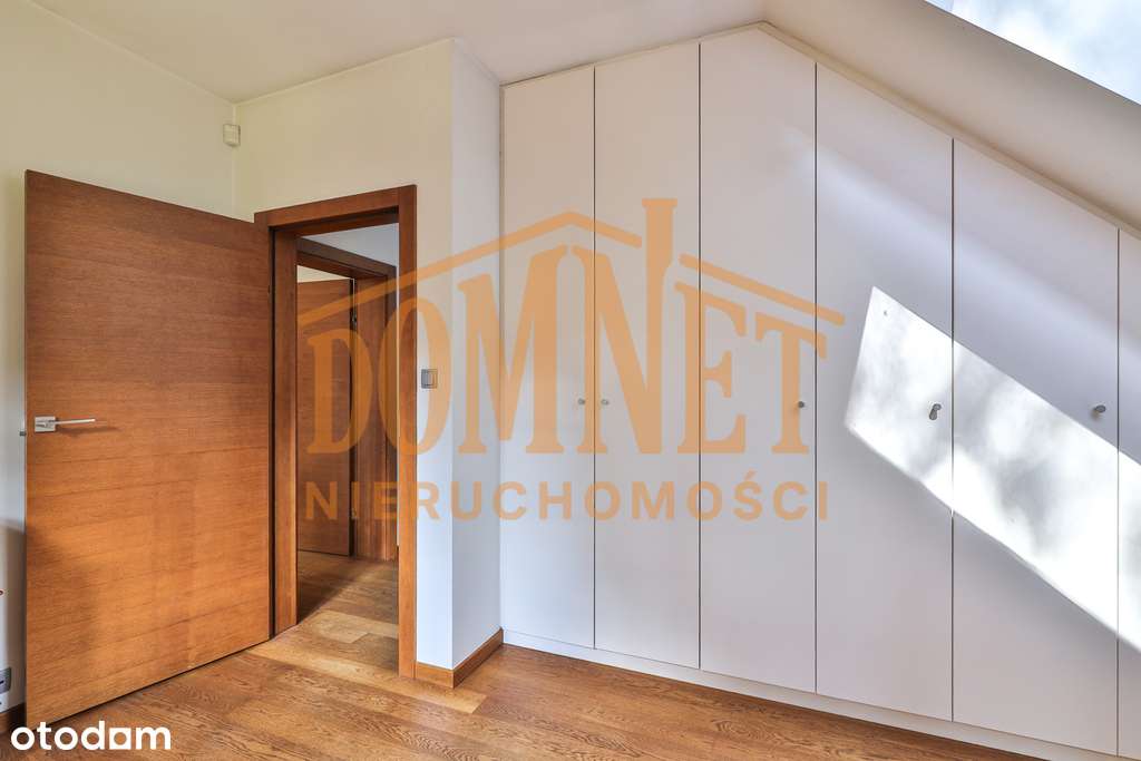 Uroczy dom na pięknej, leśnej działce-11