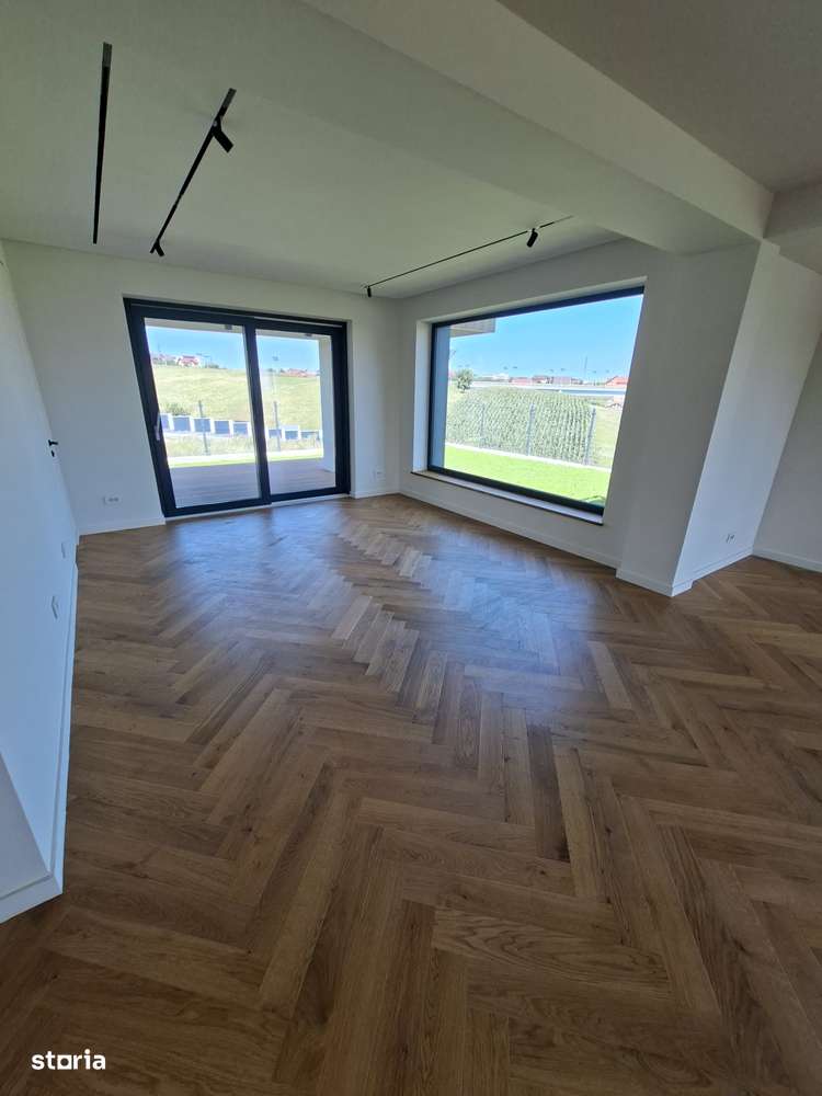 Casă de vanzare in Cartierul Primaverii-17