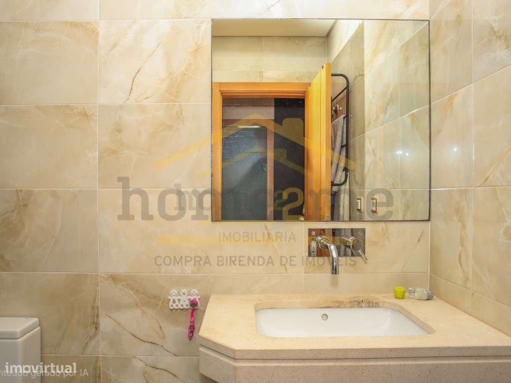 Fantástico Apartamento T3 com box e generosas áreas-15