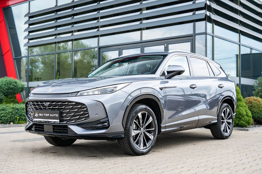 MG HS 2025