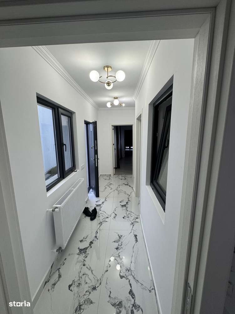 Casa individuală parter ; renovată 2025/ pod Constanța/ sector 1. - Imagine principală: 5/20