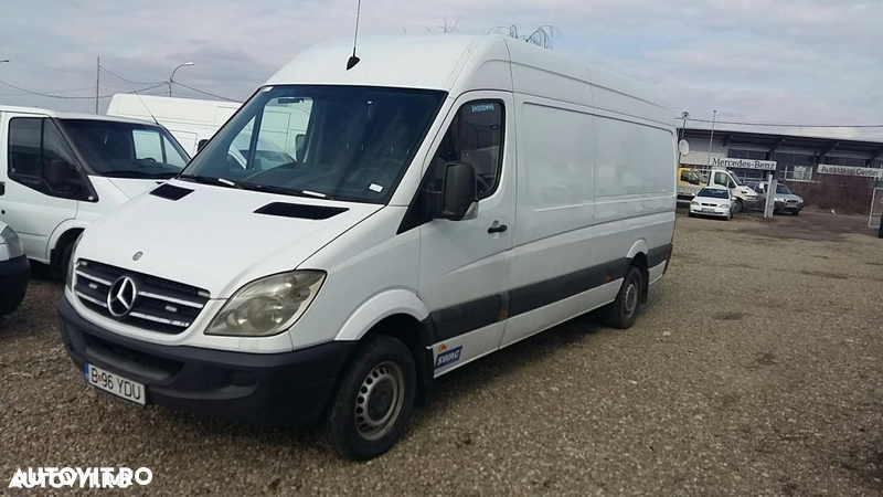 fuzeta Mercedes sprinter - 1