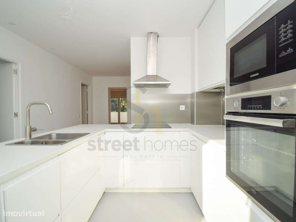 T4 totalmente remodelado, pronto a habitar, cozinha equipada-21