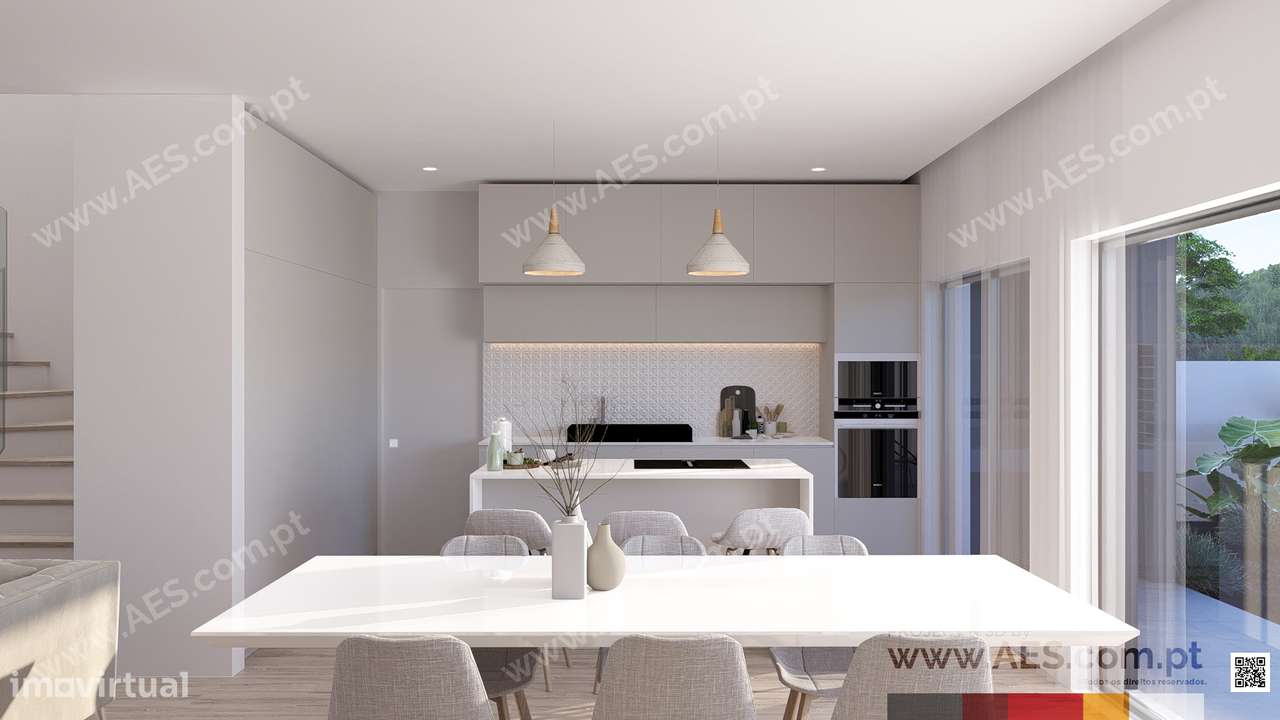 Moradia T4 em Fernão Ferro – Modernidade, Conforto e Tranquilidade-13