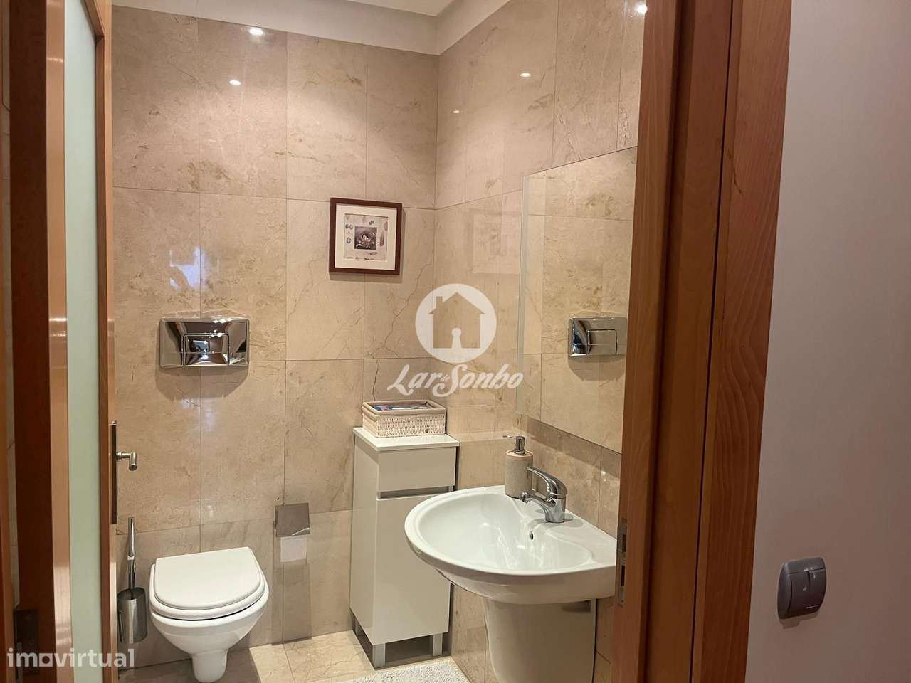 T3 Bastante espaçoso no centro da Maia-11