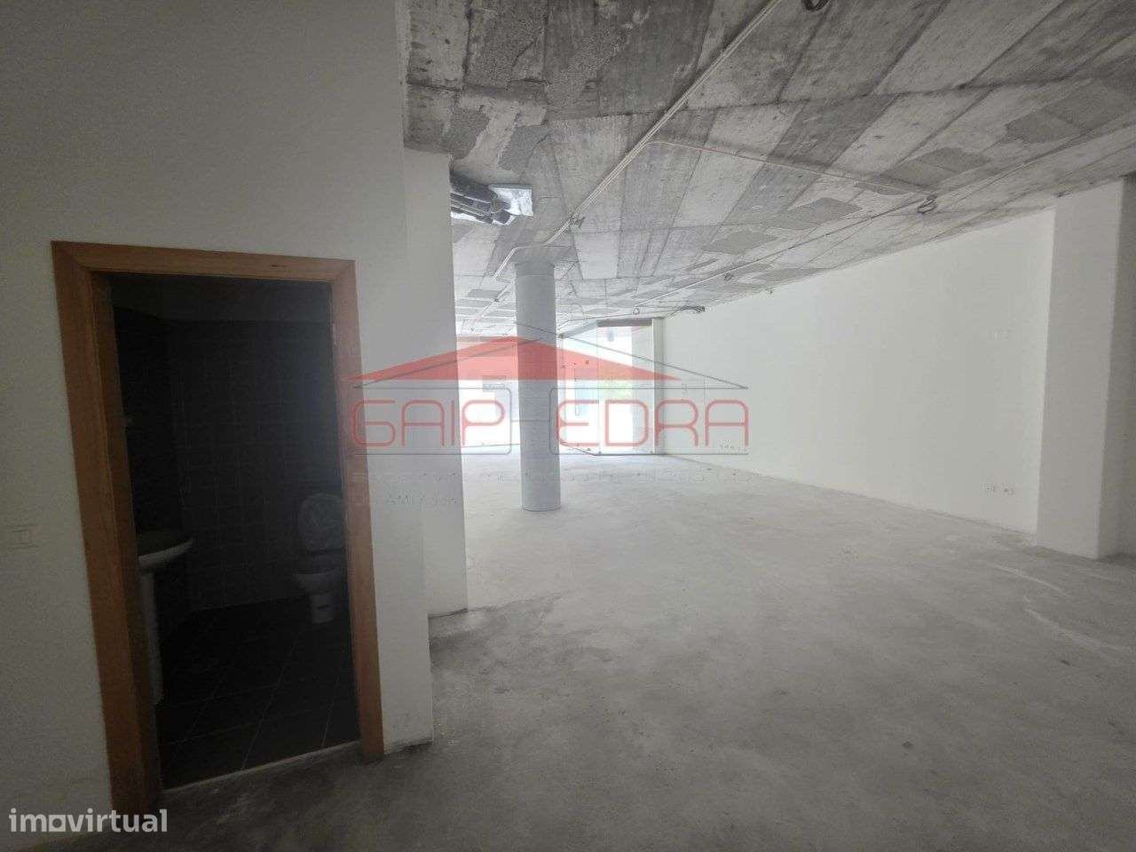 Imóvel Comercial em Buarcos - Boa Visibilidade - Grande imagem: 5/21